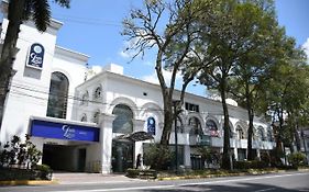 Hotel Clara Luna
