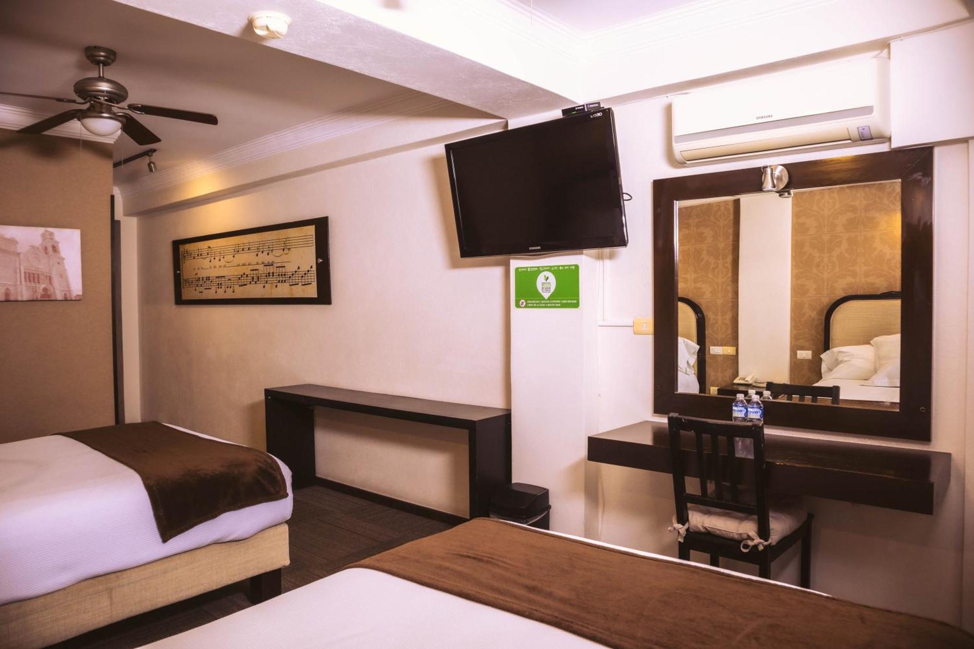 Hotel Clara Luna Xalapa Buitenkant foto