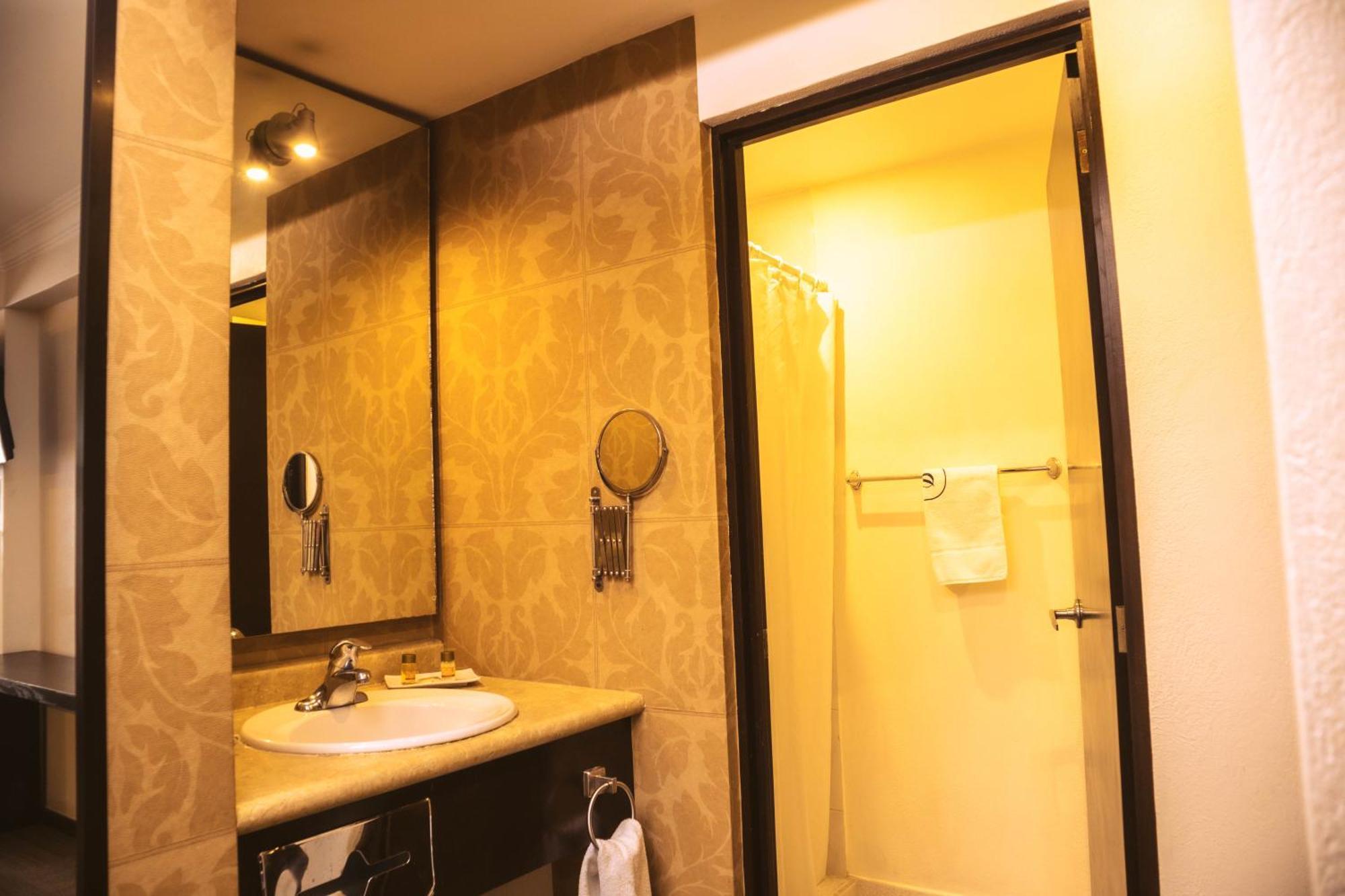 Hotel Clara Luna Xalapa Buitenkant foto