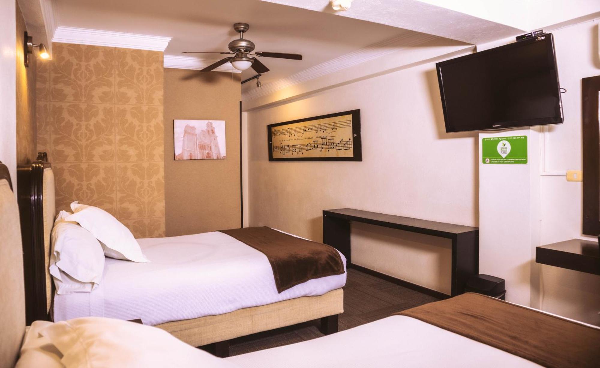 Hotel Clara Luna Xalapa Buitenkant foto